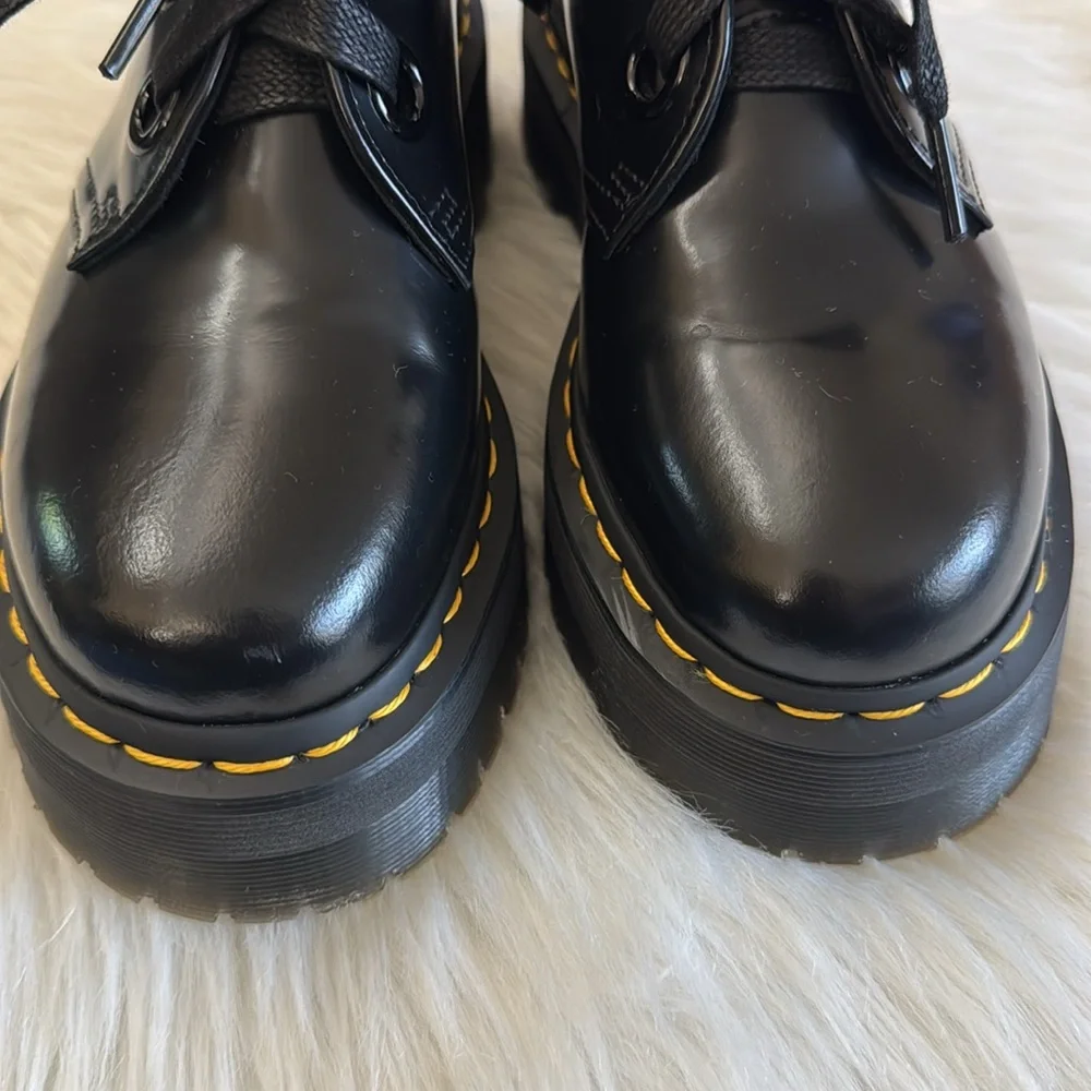Dr. Martens excellent preowned